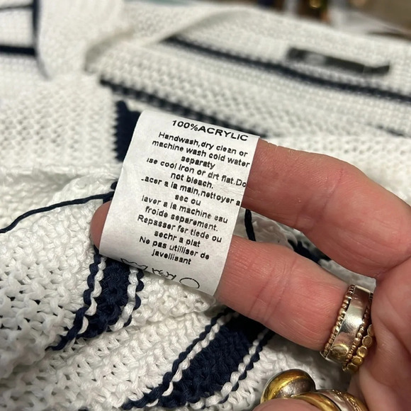 M Made in Italy NWT Open Weave Dolman Sleeve Top XL - Picture 8 of 8